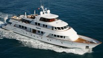 Motor yacht DAYDREAM -  Cruising